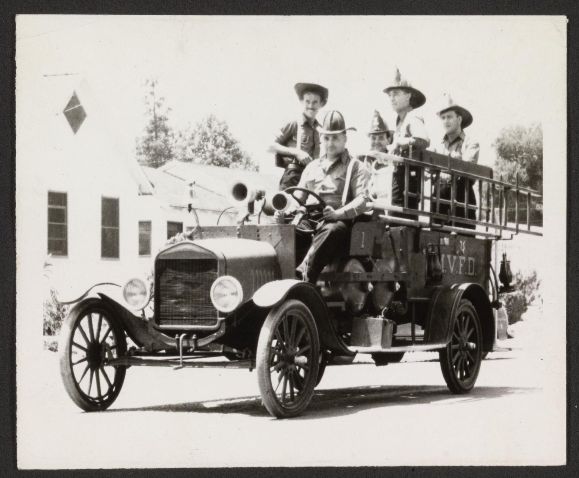 Fire engine historical photo